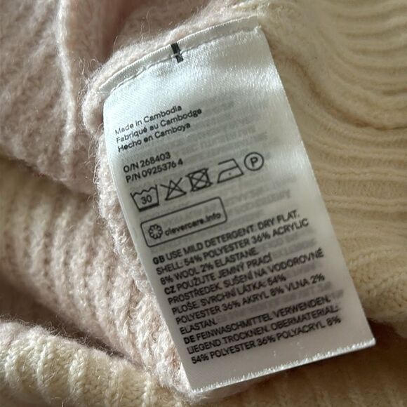 H&M Cream and Pink Striped Sweater! - Picture 6 of 10